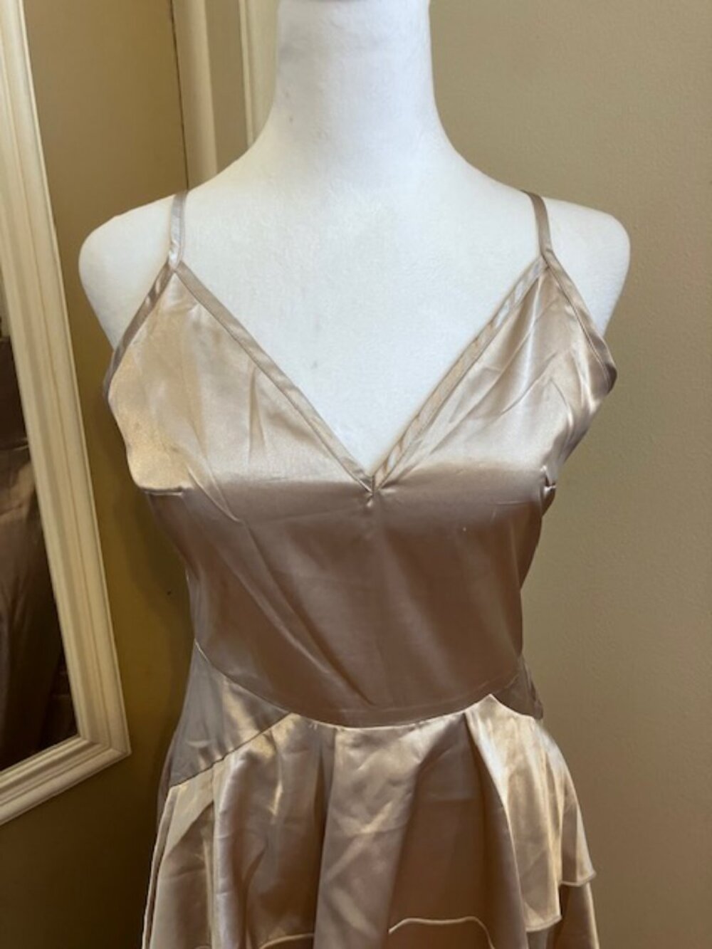 NWT Missguided Champagne Pink Tiered with Ruffles Hi-Low Hem Gown - Picture 2 of 7